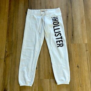 Women’s Hollister Capri sweatpants White size M
